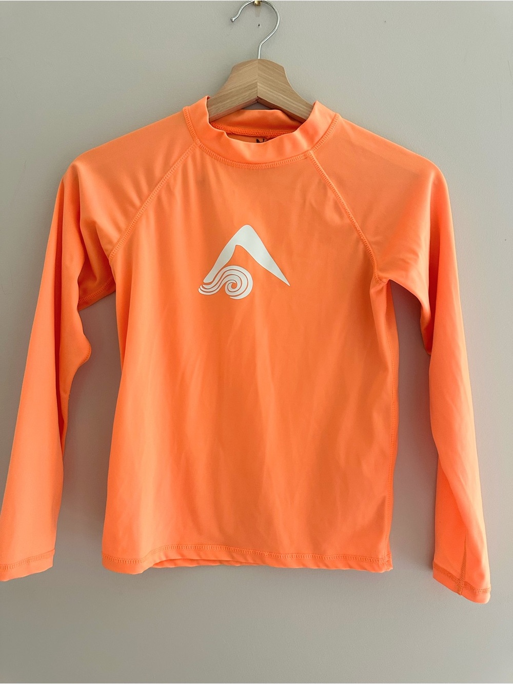 Kanu Surf Boys Platinum Long Sleeve Rash Guard Swim Shirt, Size 12